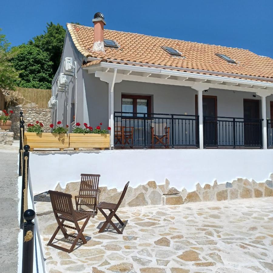Eirinis Home - Σπίτι Της Ειρήνης Agios Petros  Luaran gambar